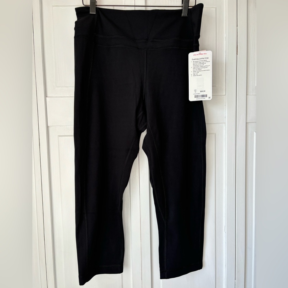 Lululemon black Pushing Limits Crop, 12 NWT